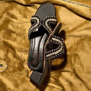 <b>Suede</b> Velvet Crystal Crossover Straps Anti-Slippery Comfortable Fashion Trend Printed Customizable Bold <b>Black</b> Base Slipper <b>Heels</b> - Product Image 2