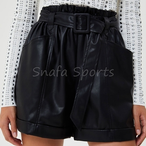 Shorts Casuales Ajustados de Diseño Moderno para Mujer, Shorts de Cuero con Logotipo Personalizado Impreso, Shorts de Color Sólido para Mujer con Cinturón - Product Image 3