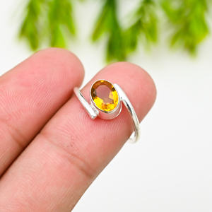 แหวนพลอยเงินแท้ 925 สีเหลืองสำหรับงานปาร์ตี้ - Product Image 1