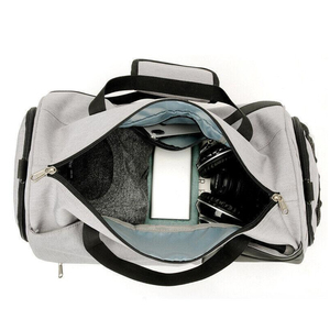 <b>High</b> Quality ODM OEM Customized Women's Waterproof Sports Travel Bag Large Capacity Gym Duffel Custom Logo Fitness Tote - Product Image 3