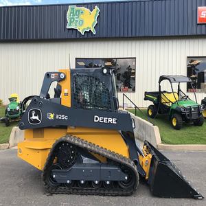 รถตักล้อยาง John Deere รุ่นพรีเมียม ให้กำลังเครื่องยนต์ทรงพลังและการทำงานที่ราบรื่น เหมาะสำหรับงานประจำวัน - Product Image 3