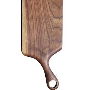 Tabla de cortar de bambú de nogal rectangular elegante con agujero para servir queso frutas aperitivos - Product Image 1