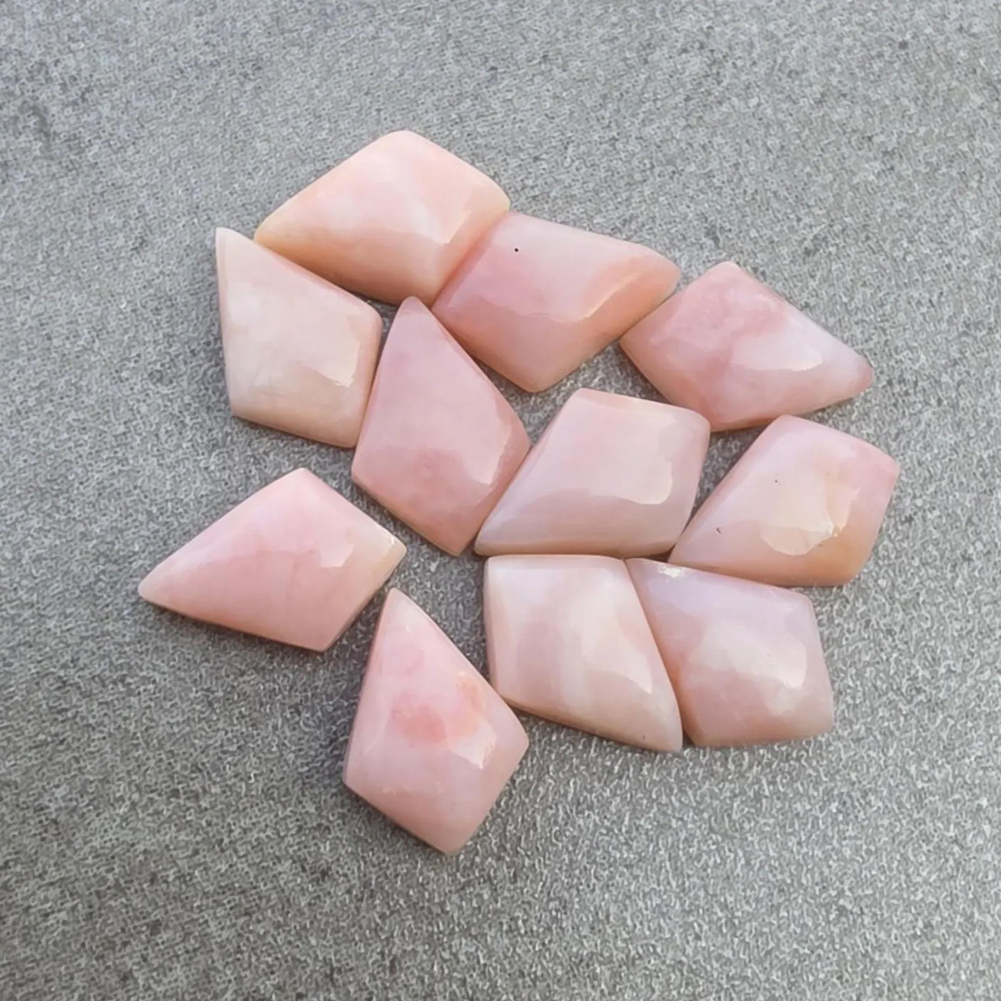 เหมือนในรูป