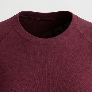 Ensemble de yoga deux pièces sexy avec soutien-gorge intégré, tenue de fitness pour femmes, haut de sport, vêtements d'exercice, survêtements athlétiques personnalisables avec logo - Product Image 4