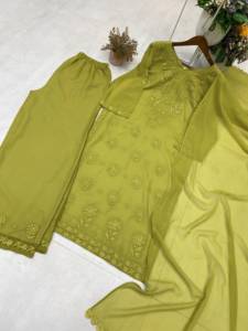 Salwar Kameez de Georgette Rosa Bordado para Mujer, Estilo Casual Tradicional Holgado hasta el Tobillo, Ropa Étnica de India y Pakistán - Product Image 4