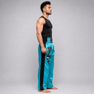 Pantalon de kick-boxing athlétique offrant un confort respirant, une qualité supérieure et une liberté de mouvement totale lors des arts martiaux. - Product Image 4