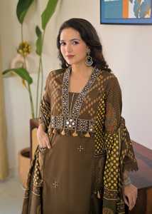 Ensemble Salwar en coton marron longueur cheville avec broderie et dupatta – Tenue ethnique traditionnelle pour femme – Inde, Pakistan – Décontracté, séchage rapide, toutes saisons - Product Image 3