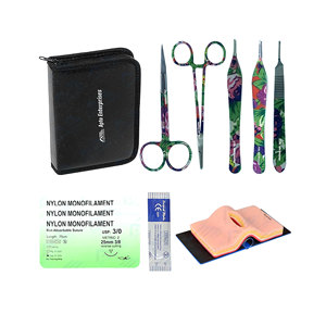 Instruments chirurgicaux en acier inoxydable pour la pratique de la suture sur les coussinets cutanés pour les étudiants en médecine dans les hôpitaux et les cliniques - Product Image 1