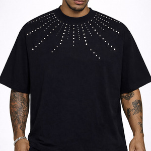 Camiseta Extra Grande Personalizada con Pedrería, 100% Algodón Felpa, Estilo Casual Urbano, Look Moderno, Unisex - Product Image 2