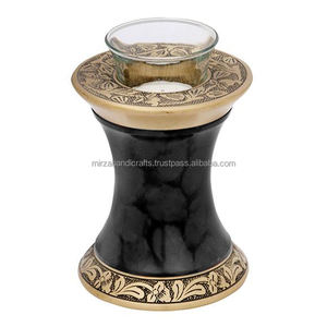 โกศใส่เถ้ากระดูกสำหรับงานศพเด็กทำจากไม้สัก - Product Image 2