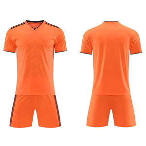 Maillots de football à séchage rapide, respirants, manches courtes, été, haute qualité, 100% polyester, teinture unie, imprimé par sublimation, col en V - Product Image 6