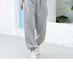 กางเกงวอร์มทรงหลวมอินเทรนด์สำหรับผู้หญิง กางเกงลำลองทรงโอเวอร์ไซส์ กางเกงจ็อกเกอร์ลำลอง สวมใส่สบาย ทรงหลวมพอดีตัว กางเกงสตรีทแวร์เนื้อนุ่ม - Product Image 4