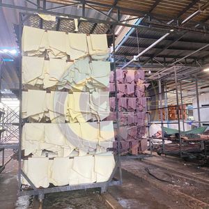 NGOC CHAU COMPANY RSS3 Ribbed Smoked Brown Natural <b>Rubber</b> High Quality Industrial Shoe Soles Tires Automotive Conveyor Loose - Product Image 4