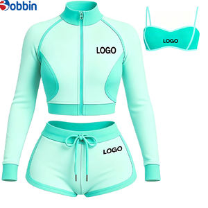 Ensemble 3 pièces tendance pour femme : survêtement streetwear personnalisé avec veste et short contrastants – Collection été très prisée - Product Image 1