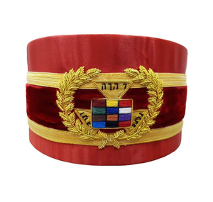 Corona de terciopelo rojo de primera calidad para el Capítulo del Arco Real, para el Grado de Gran Sacerdote, con insignias de oro, calidad de exportación, venta al por mayor. - Product Image 1