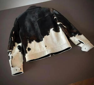 Chaqueta Bomber Vaquera de Alta Calidad, Chaqueta de Cuero de Piel de Poni, Chaqueta de Cuero con Pelo, Ajuste Personalizado, Chaqueta de Primera Calidad para Unisex - Product Image 4