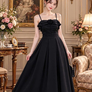Robes plissées décontractées et élégantes pour femmes, taille naturelle, coupe ajustée, sans bretelles, en mousseline, lavables, prix d'usine, personnalisables - Product Image 1