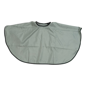 ผ้าคลุมตัดผมแบบสั้น ODM ปี 2026 สำหรับร้านเสริมสวยมืออาชีพ กันน้ำ รับทำโลโก้ ขายส่ง คุณภาพสูง ดีไซน์สวย - Product Image 1