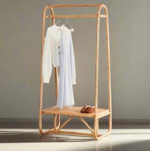 Porte-vêtements en rotin, armoire ouverte sur pied, support de rangement pour vêtements - Product Image 1