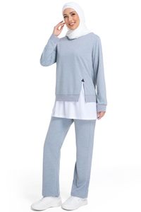 Conjunto Deportivo de 2 Piezas para Mujeres Musulmanas, Top de Manga Larga y Pantalones, OEM Personalizado al por Mayor - Product Image 5