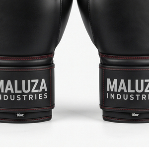ถุงมือชกมวยหนังแท้สั่งทำพิเศษจาก MALUZA INDUSTRIES สำหรับทุกเพศ แบบ OEM ระบายอากาศได้ดี ป้องกันแรงกระแทกด้วยโฟมความหนาแน่นสูง พร้อมตะขอเกี่ยว - Product Image 3