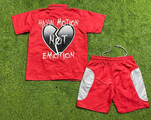 ชุดเสื้อผ้าผู้ชายฤดูร้อนปี 2025 แบบสั่งทำพิเศษ ชุดเซ็ตสองชิ้น เสื้อแจ็คเก็ตซิปและกางเกงขาสั้นวิ่งออกกำลังกาย ผ้าโพลีเอสเตอร์กันลม - Product Image 4