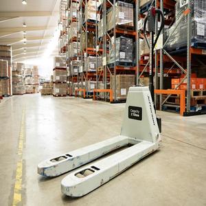 Transpaleta Eléctrica de 2 Toneladas con Motor AC para una Manipulación Eficiente de Materiales - Product Image 2