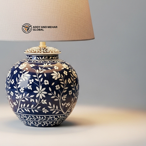 Lanterne de table artisanale en os bleu incrusté avec motif floral, lampe de chevet décorative de luxe avec abat-jour en tissu pour la maison et l'hôtel - Product Image 2