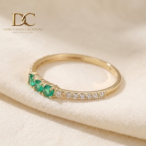 Luxury 14KT Solid Yellow Gold Lab Grown <b>Diamond</b> <b>Ring</b> With Colombian Emerald Minimalist Anniversary Fine Jewelry for Women - Product Image 2