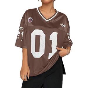 Camiseta de fútbol americano de malla oversize personalizada para mujer, cuello en V, estampado gráfico marrón, estilo hip hop, corte holgado - Product Image 1