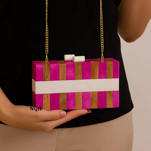 Bolso de Mano de Lujo Hecho a Mano, Duradero y Ecológico, de Madera y Resina, con Diseño Geométrico Incrustado, Cadena Cruzada, Logotipo Personalizado, Bolso de Noche - Product Image 1