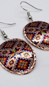 Pendientes Colgantes Florales de Cobre Hechos a Mano, Pintados a Mano, Joyería para Mujer, Estilo Bohemio, Ligeros y Modernos - Product Image 3