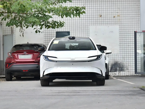 Toyota BZ5 550 Pro 2025, SUV Eléctrico Blanco, Versión Smart Drive, Calefacción en Asientos, Modelo de Exportación - Product Image 4