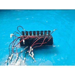 Válvula Solenoide Neumática en Miniatura Humphrey H010M8F / H010E1, Usada como Pieza de Repuesto para Equipos Legacy Semiconductor - Product Image 1