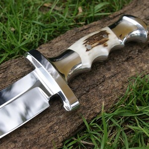 Handgefertigtes Bowie-Messer – Klinge aus D2-Stahl, Griff aus spanischem Hirschhorn, Lederscheide - Product Image 3