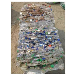 Déchets de bouteilles en PET transparent naturel pour la fabrication de flocons de PET recyclé, de feuilles de plastique et de fibres textiles - Product Image 1