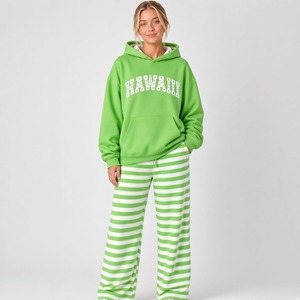 Ensemble de survêtement décontracté pour femme, sweat-shirt noir à capuche Hawaï et pantalon rayé, coupe ample, deux pièces, toutes saisons - Product Image 2