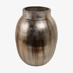 Vase en métal bronze rustique - Urne texturée vintage pour accent de table contemporain et présentoir de décoration intérieure de luxe - Product Image 3