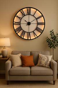 Los relojes de pared metálicos mantienen su forma y acabado incluso después de años de uso, creando un equilibrio visual entre otras decoraciones de pared. - Product Image 5