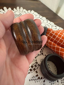 Anillo para Servilletas de Madera Clásico Hecho a Mano, Ecológico y Duradero, Accesorio Decorativo Premium para Mesa de Comedor y Bodas por Tradebyd - Product Image 4