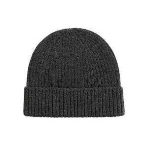Bonnet tricoté personnalisé pour pêcheurs, vente en gros pour marques streetwear, fournisseur de bonnets en tricot côtelé à revers court avec broderie de logo - Product Image 4