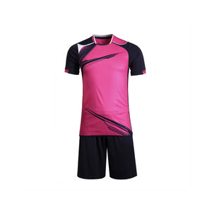 Prix de gros – Tenue de football d'été à manches courtes en tissu polyester respirant, haute qualité, sur mesure, en promotion - Product Image 1