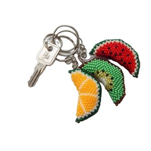 Porte-clés citron brodé de perles faites à la main accessoire coloré de style classique pour sacs sacs à main et clés pour un usage quotidien ou des cadeaux - Product Image 5