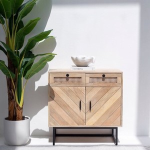 Buffet texturé à chevrons Vandana Arista Zentrix pour des intérieurs et extérieurs modernes et élégants - Product Image 1