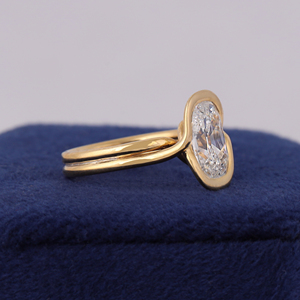 Bague de Fiançailles de Luxe en Or 14K avec Diamant de Laboratoire Taille Coussin 2,00 Carats (Ancienne Mine), Sertie en Bézel Bypass, Certifiée IGI, Bague de Mariage - Product Image 2