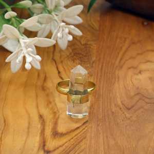 แหวนคริสตัลควอตซ์ใสธรรมชาติ ชุบทอง ปรับขนาดได้ แหวนดีไซน์โดดเด่น ทำด้วยมือ เครื่องประดับหินบำบัด - Product Image 4