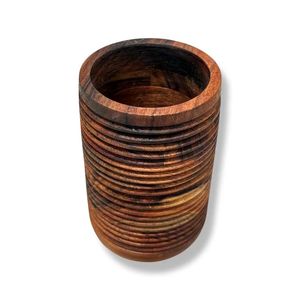Jarrón de Mesa de Madera Hecho a Mano con Acabado Brillante, Diseño Moderno y Minimalista para Exhibición Floral - Product Image 5