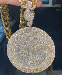 Breloques Hiphop de Luxe Personnalisées en Moissanite, Lettre Initiale Ronde Entièrement Sertie en Argent 925 Certifié, Passe le Test du Diamant - Product Image 3