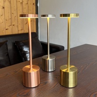 Lampes de chevet décoratives d'hôtel modernes TAIKOO pour l'extérieur, lampes de table rechargeables sans fil à LED USB pour restaurant