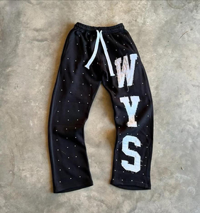 Pantalon en molleton de coton 450 g/m² pour homme, avec logo personnalisé et strass, style déchiré, vente chaude - Product Image 5